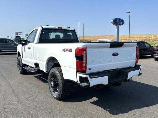 2025 Ford F-350 XL