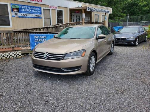 2015 Volkswagen Passat 1.8T S