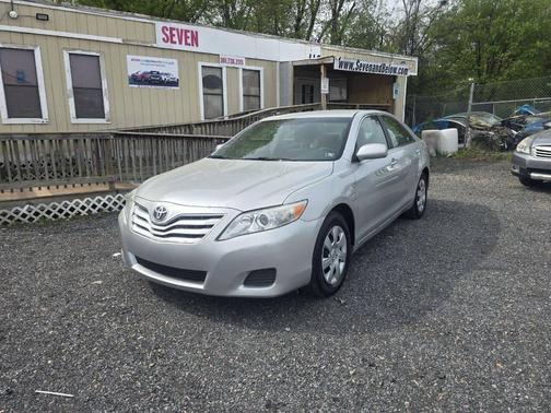2010 Toyota Camry LE