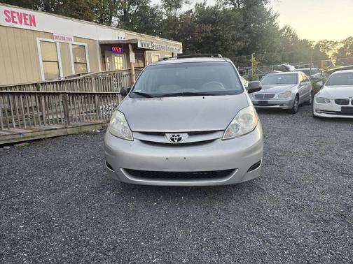 2007 Toyota Sienna LE
