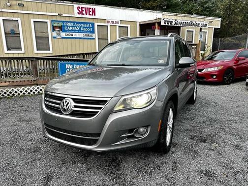 2010 Volkswagen Tiguan SEL