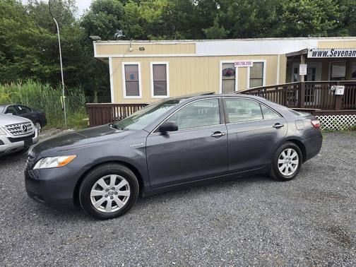 Magnetic Gray Metallic 2009 Toyota Camry Hybrid SE