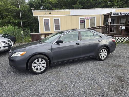 Magnetic Gray Metallic 2009 Toyota Camry Hybrid SE