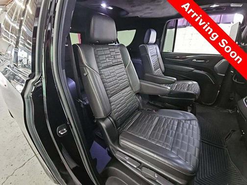 2023 Cadillac Escalade ESV Sport Platinum