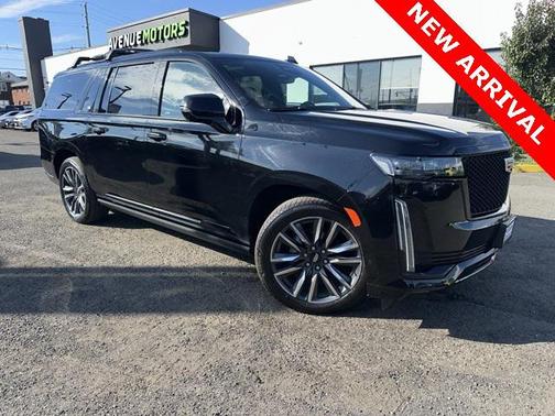 2023 Cadillac Escalade ESV Sport Platinum