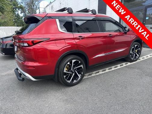 2022 Mitsubishi Outlander SE