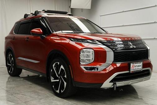 2022 Mitsubishi Outlander SE