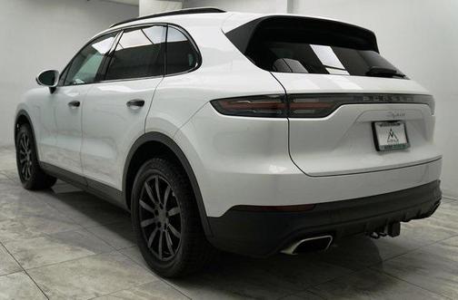 2022 Porsche Cayenne Base