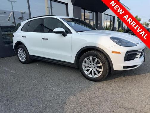 2022 Porsche Cayenne Base