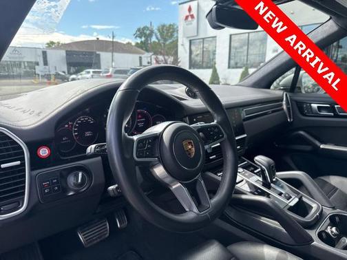 2023 Porsche Cayenne GTS