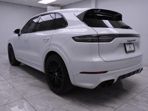 2023 Porsche Cayenne GTS