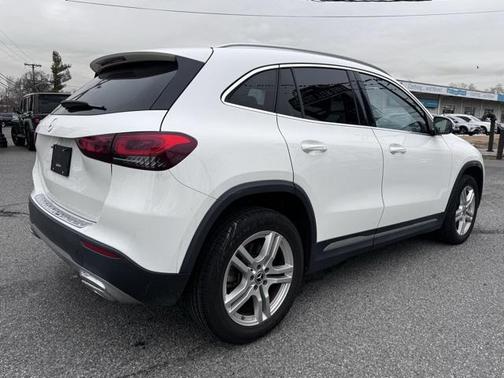 2023 Mercedes-Benz GLA 250 Base