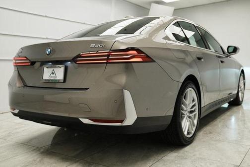 2024 BMW 530 i xDrive