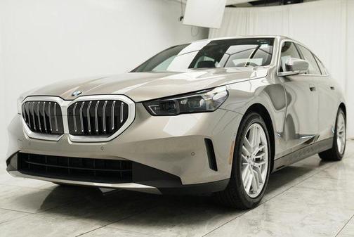 2024 BMW 530 i xDrive