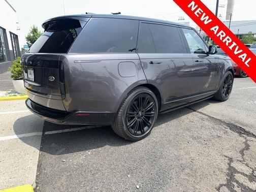 2022 Land Rover Range Rover First Edition