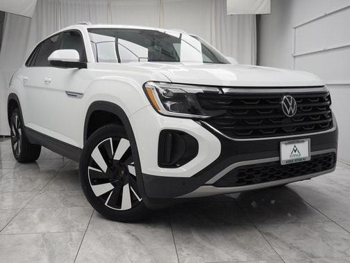 2024 Volkswagen Atlas Cross Sport 2.0T SE w/Technology 4MOTION