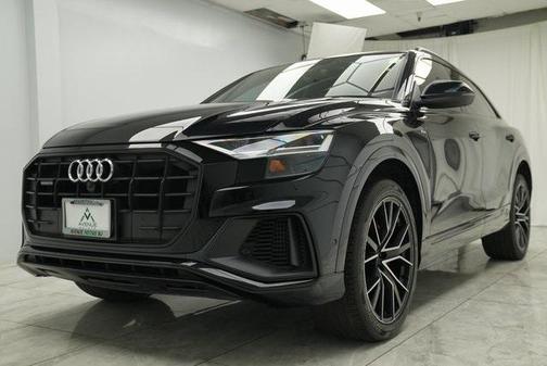 2019 Audi Q8 3.0T Premium Plus