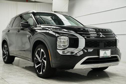 2025 Mitsubishi Outlander PHEV SEL
