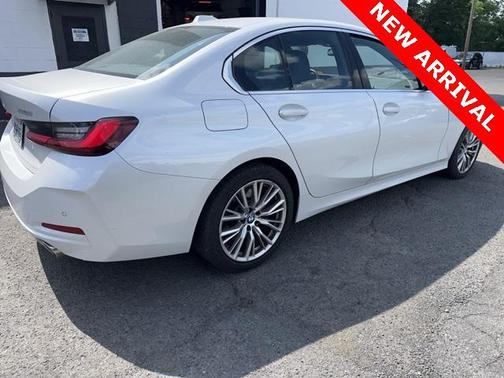 2024 BMW 330 i xDrive