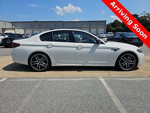 2022 BMW M5 Base