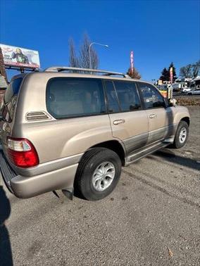 1999 Lexus LX 470 Base