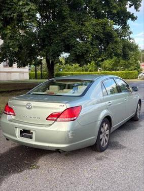 2006 Toyota Avalon XLS