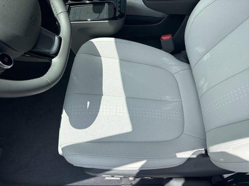 2025 Hyundai IONIQ 5 Limited