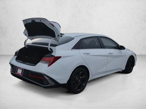 2026 Hyundai ELANTRA Sport