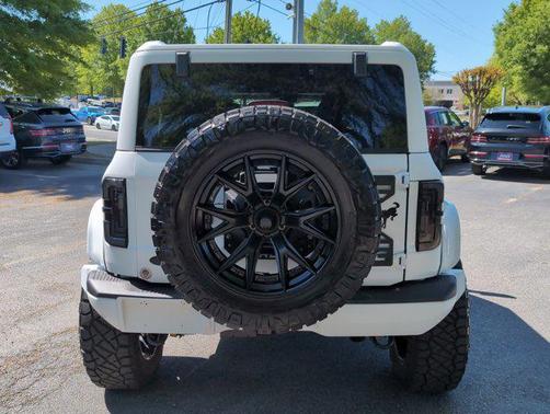 Oxford White 2025 Ford Bronco Badlands