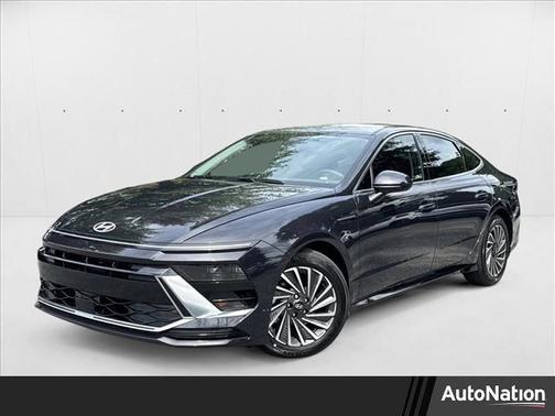 2025 Hyundai SONATA Hybrid SE