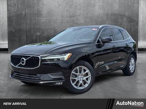 2021 Volvo XC60 T6 Momentum