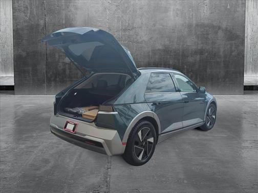 2025 Hyundai IONIQ 5 Limited