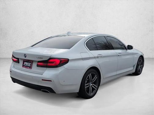2021 BMW 530 530i