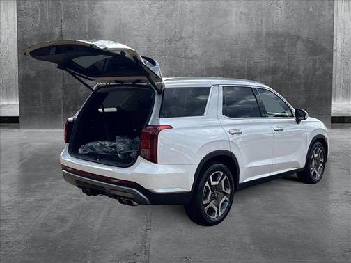 2025 Hyundai PALISADE SEL Premium