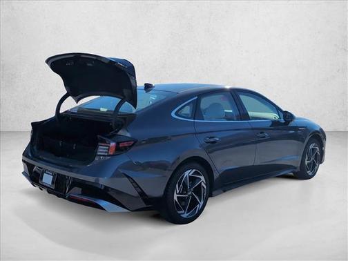 2026 Hyundai SONATA SEL