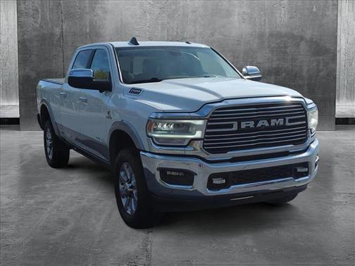 2019 RAM 2500 Laramie Crew Cab 4x4 6'4' Box