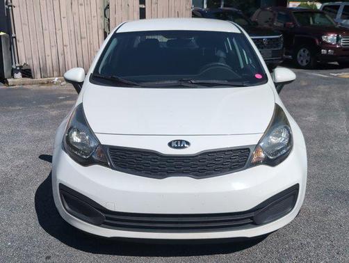 Clear White 2015 Kia Rio LX