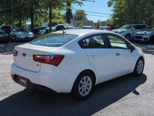 Clear White 2015 Kia Rio LX