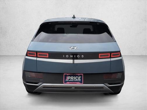 2024 Hyundai IONIQ 5 SE