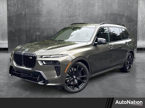 2024 BMW X7 M60i