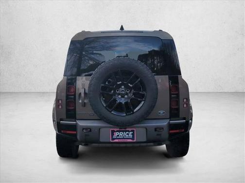 2021 Land Rover Defender 110 X-Dynamic SE