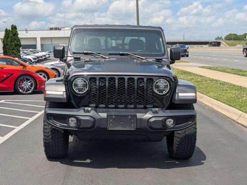 2021 Jeep Gladiator Willys 4x4