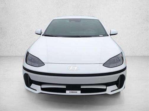 2025 Hyundai IONIQ 6 SE