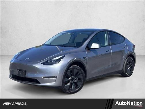 2025 Tesla Model Y Long Range Dual Motor Rear-Wheel Drive