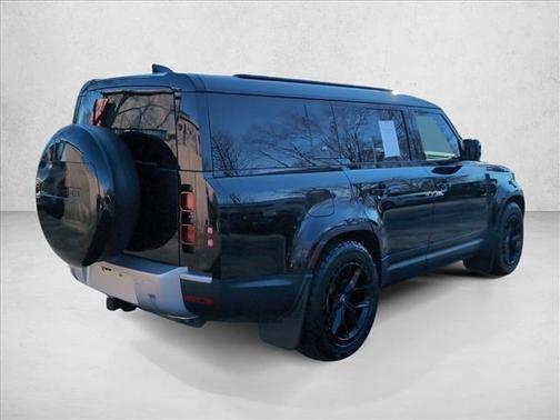 2024 Land Rover Defender 130 P300 S