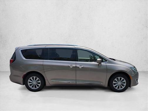 Molten Silver 2018 Chrysler Pacifica Touring-L