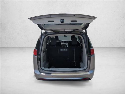 Molten Silver 2018 Chrysler Pacifica Touring-L