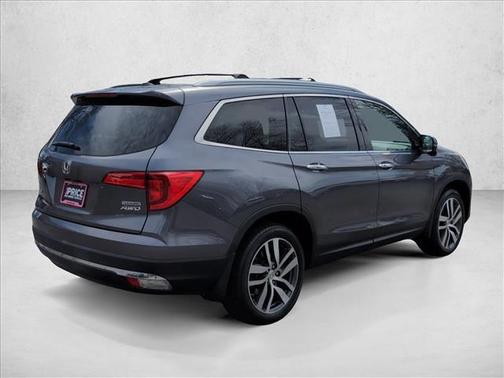 Modern Steel Metallic 2017 Honda Pilot Touring