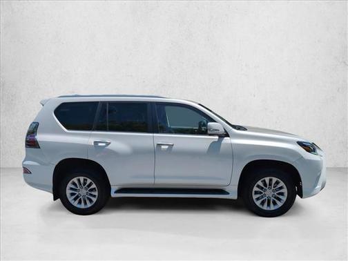 Starfire Pearl 2022 Lexus GX 460 Premium