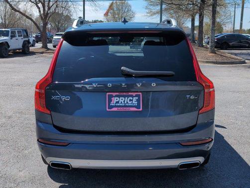 2019 Volvo XC90 T6 Momentum